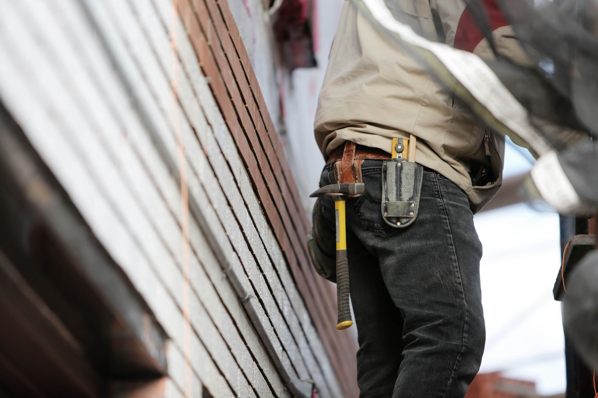 Full-service commercial contracting site